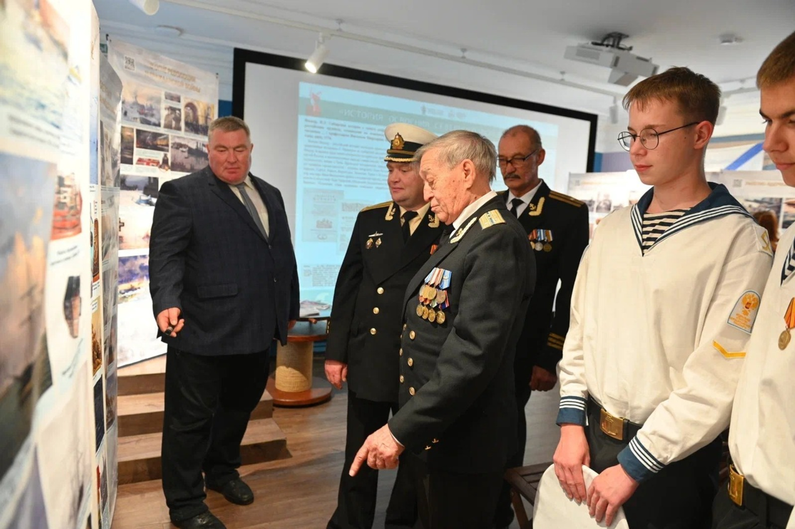 В Уфе открылись выставки, посвященные истории Военно-морского флота России