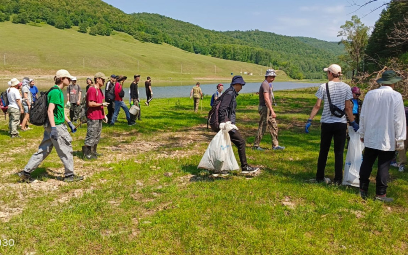 В Башкирии на реке Зилим прошел экологический субботник