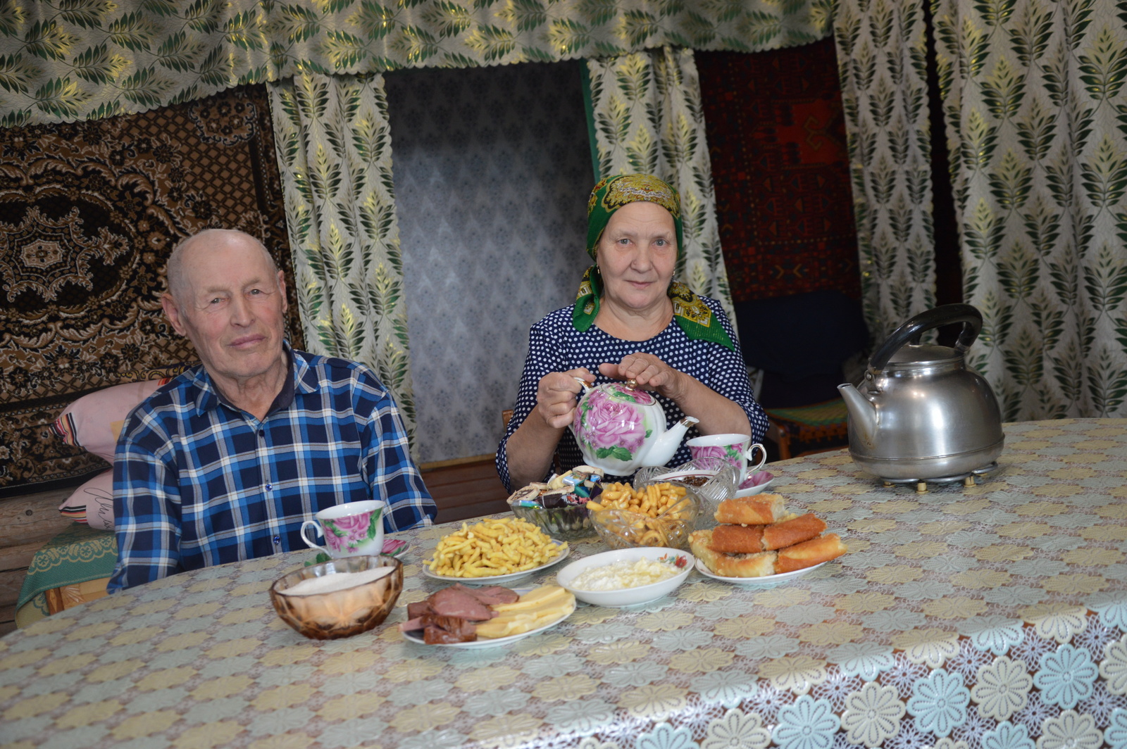 Рафиль и Сара Гайсины отметили золотую свадьбу