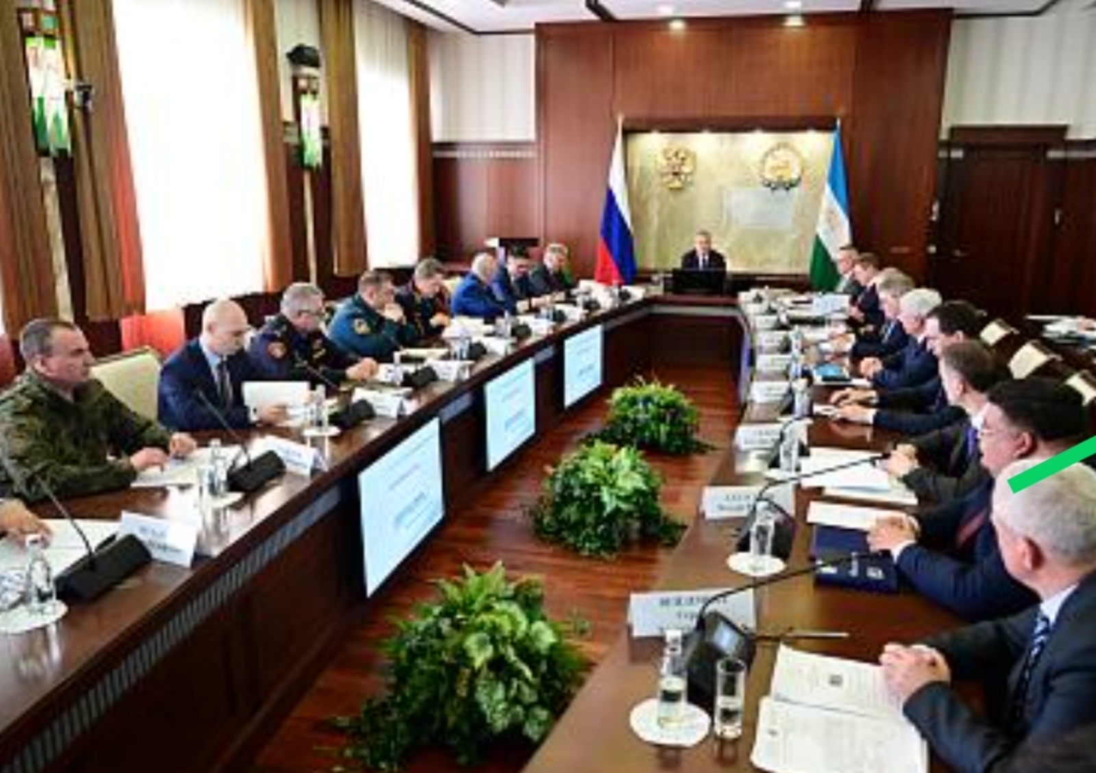 ‎На заседании оперштаба обсудили защищённость промышленных объектов