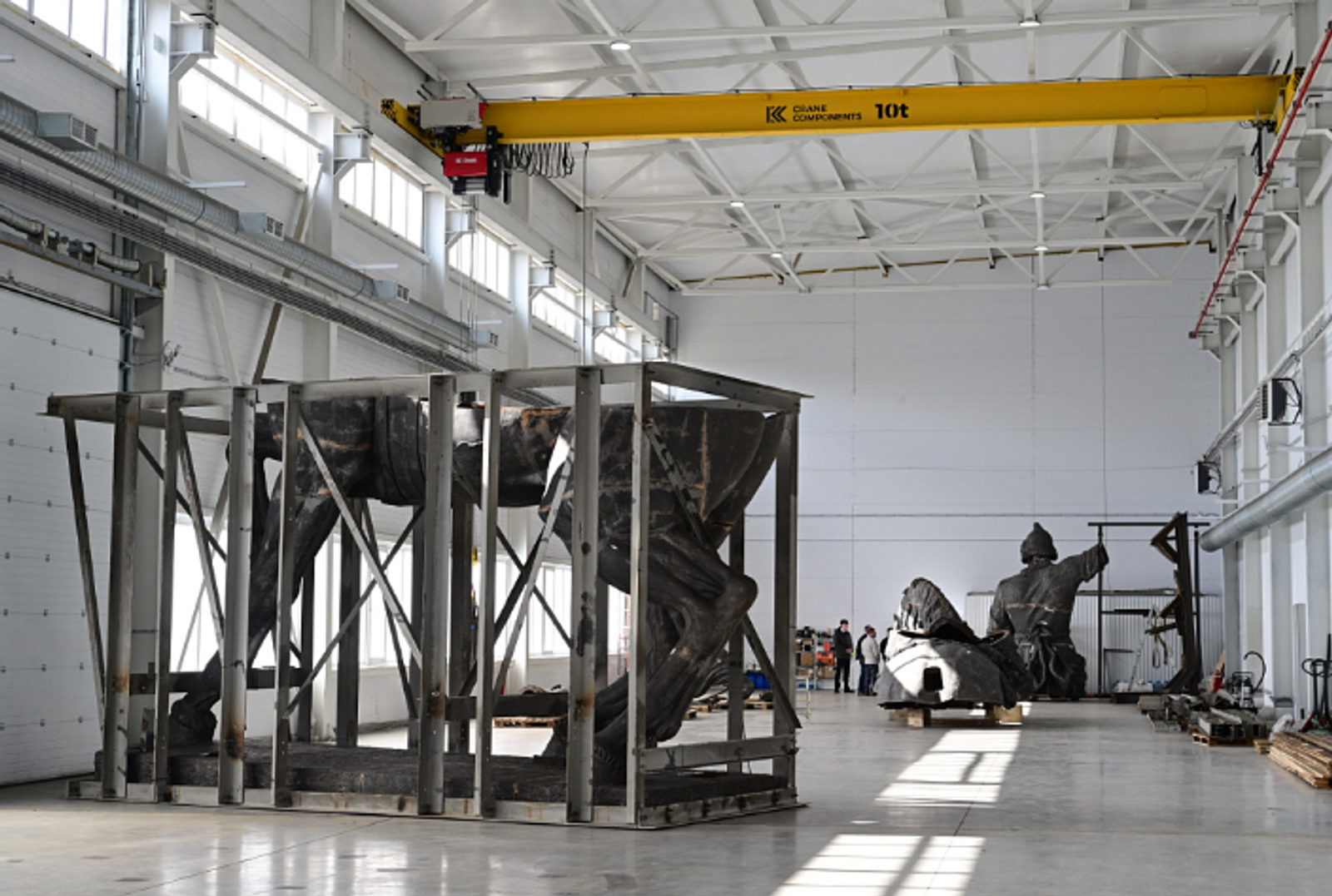 Радий Хабиров ознакомился с ходом реставрации памятника Салавату Юлаеву