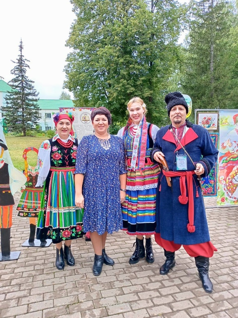 Педагоги Кармаскалинского района приняли участие в Межрегиональном форуме учителей родного языка и литературы