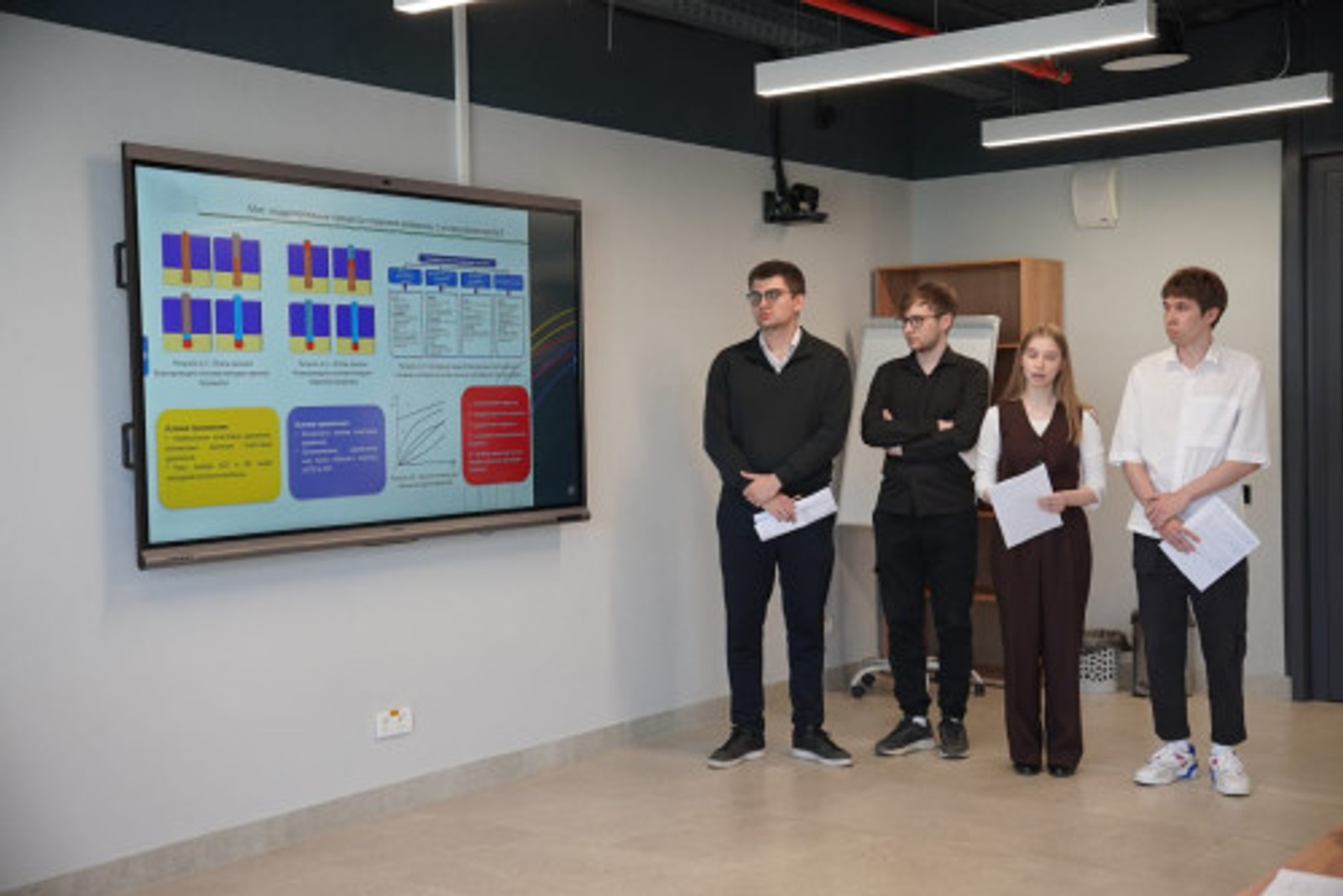 Первые магистры Евразийской политшколы защитились в Межвузовском кампусе Уфы