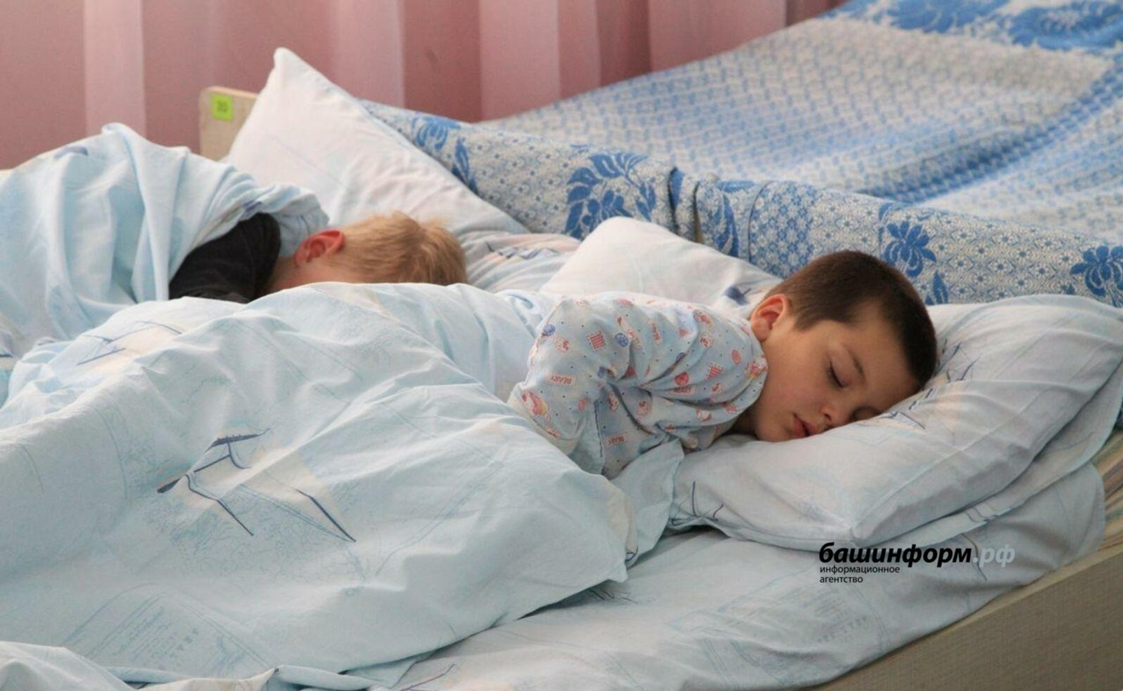 В Башкирии 250 детей временно размещены в приютах