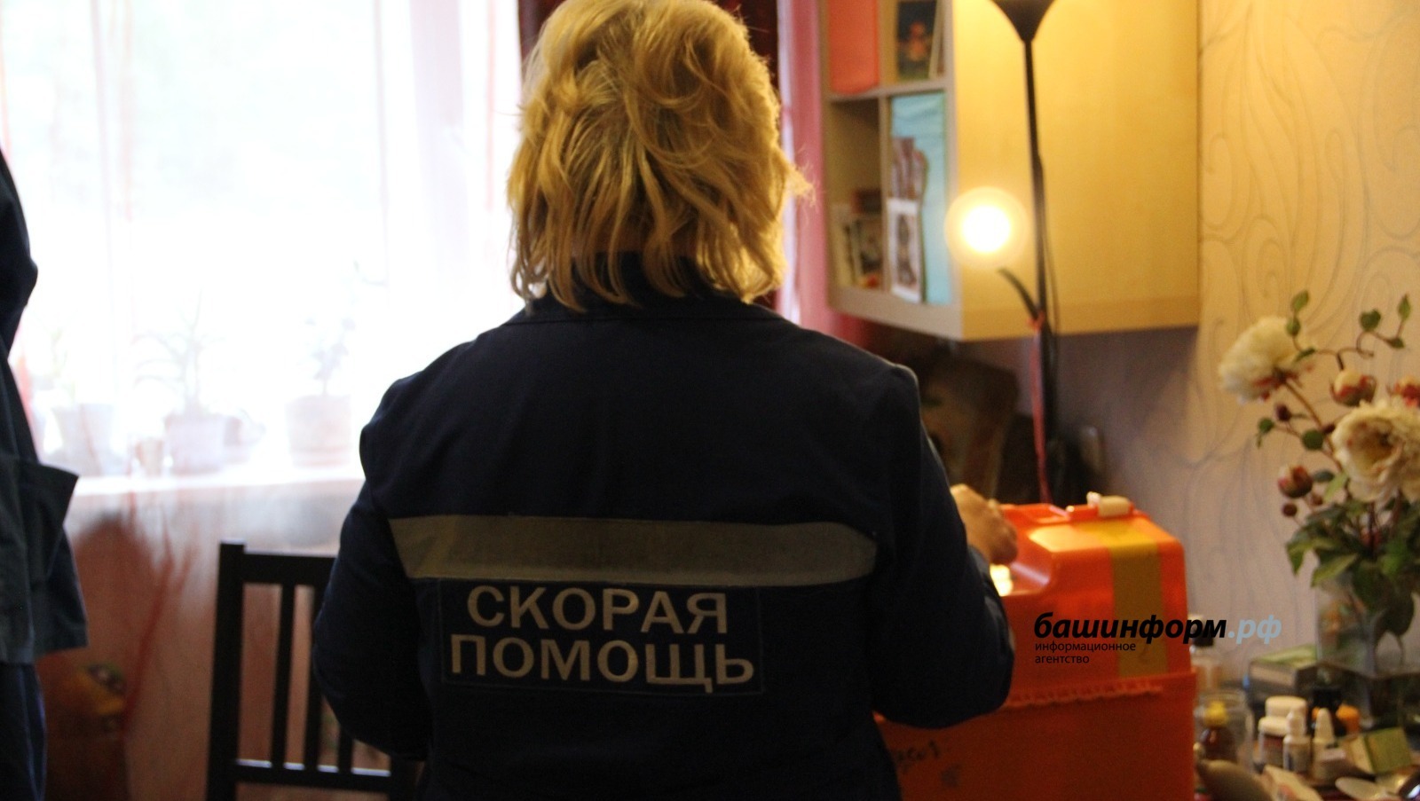 «Не выйдет живой»: житель Башкирии запер медика у себя дома