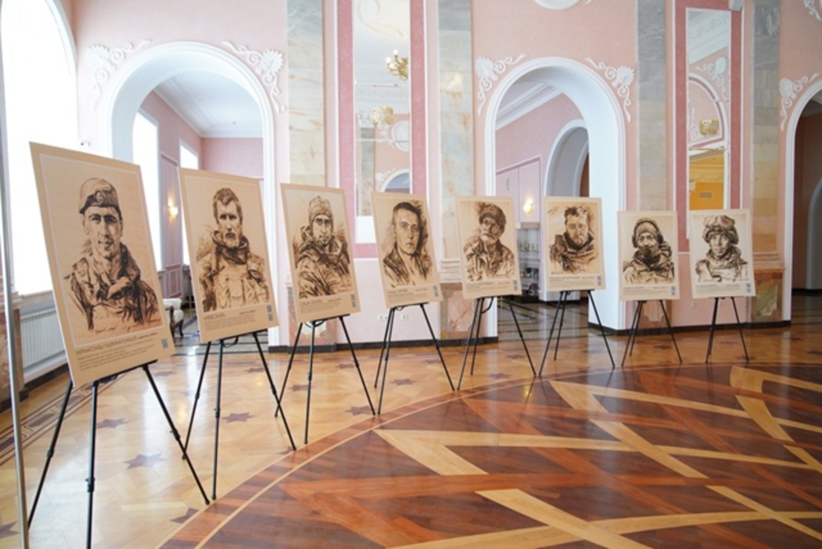 Военные художники показали в Уфе лица Победы