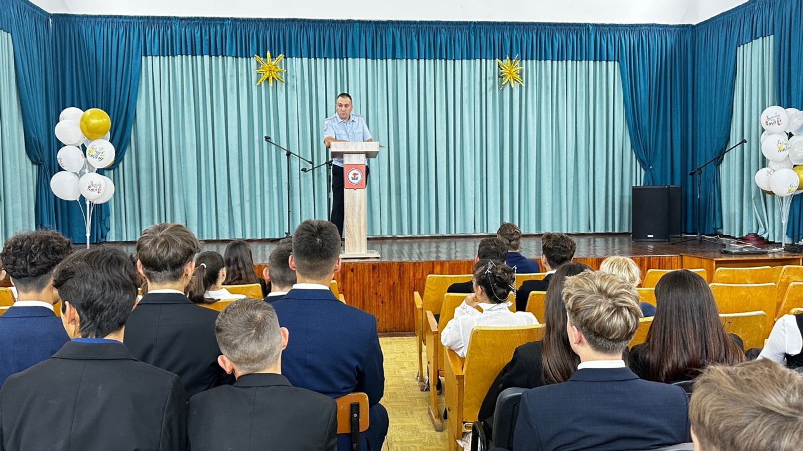 Беседы с молодежью: риски онлайн-заработков