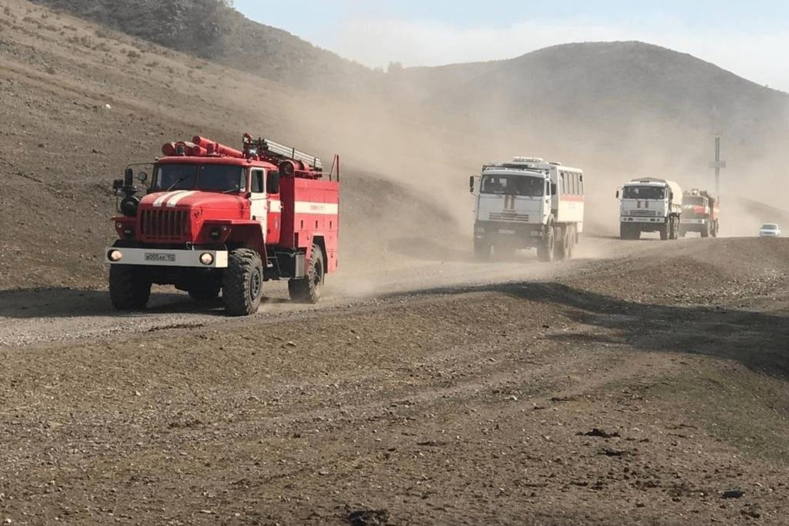 В Башкирии пожар вблизи детского лагеря, возможна эвакуация отдыхающих