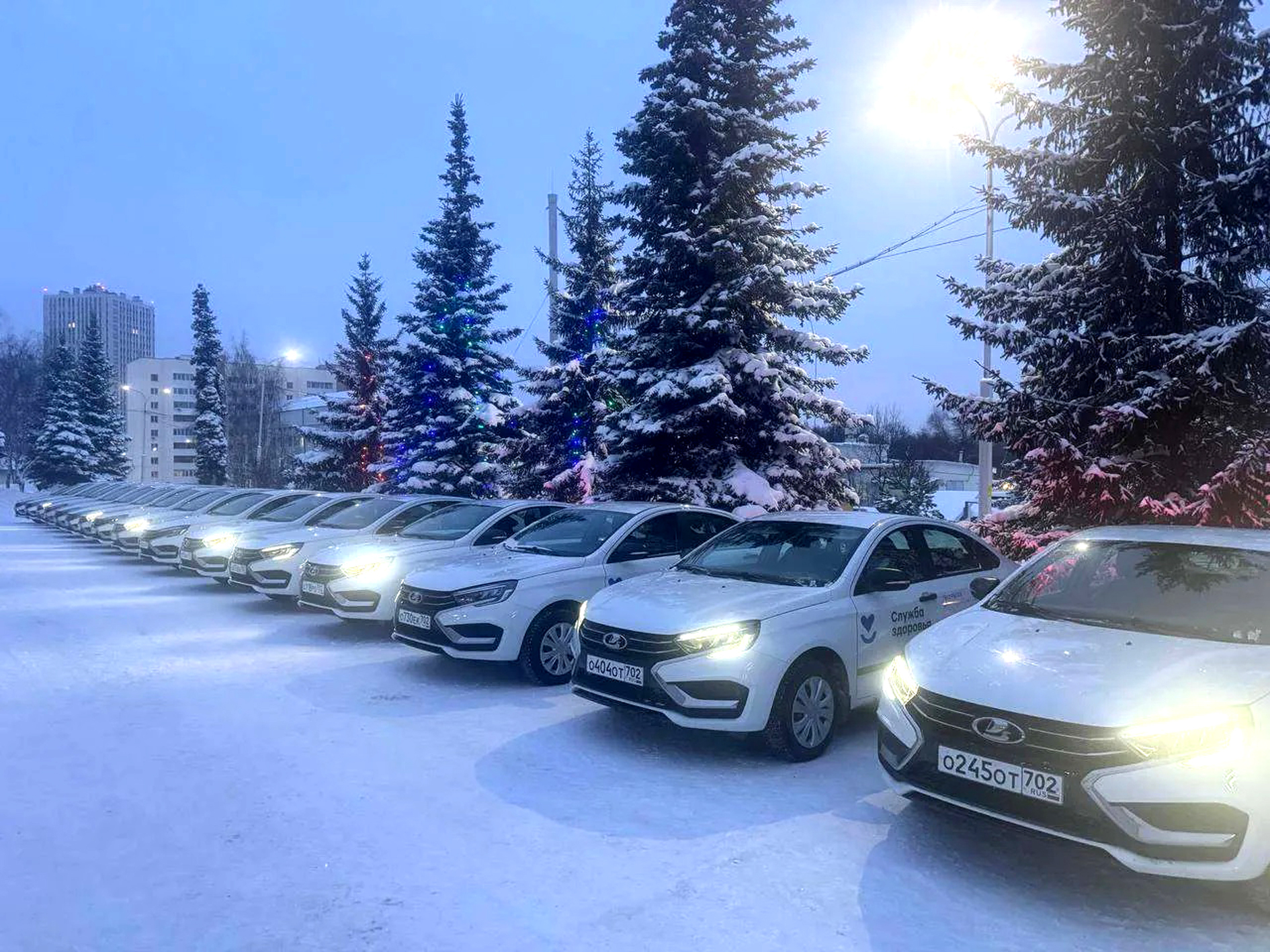 В Башкирии Кармаскалинская районная больница пополнилась новым автомобилем