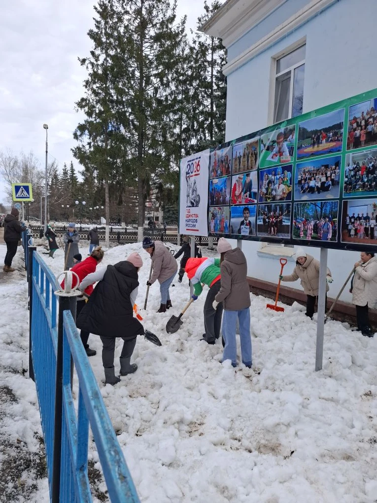 Весна идет - весне дорогу!