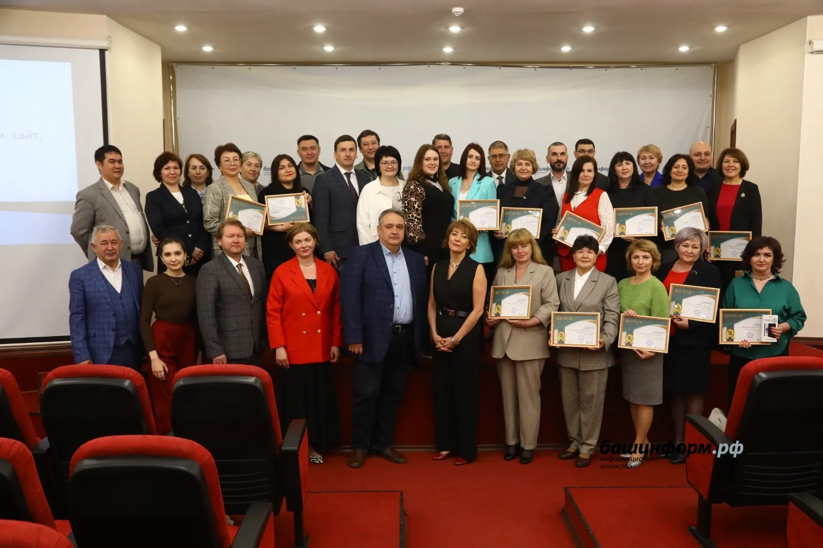 В Уфе подвели итоги проекта «Мастерская журналистики: сайт, соцсети, принт»