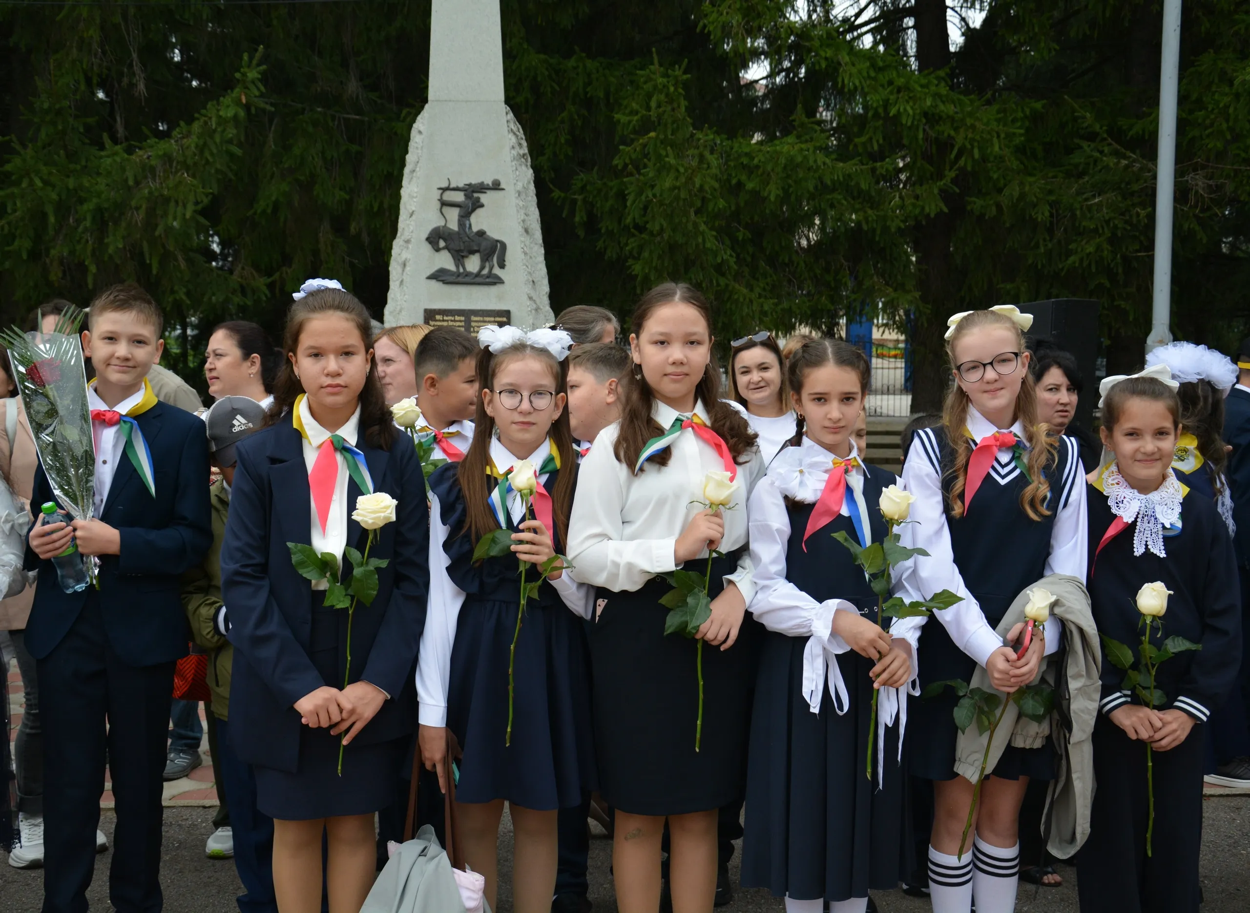Торжественная линейка и первый звонок прозвучали в школе села Кармаскалы