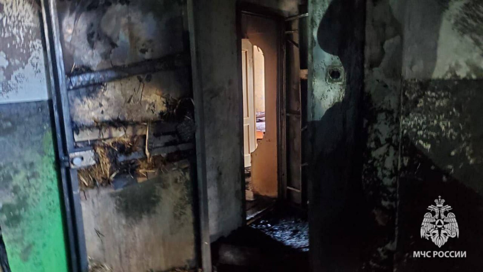 В Башкирии в многоквартирном доме вспыхнул пожар