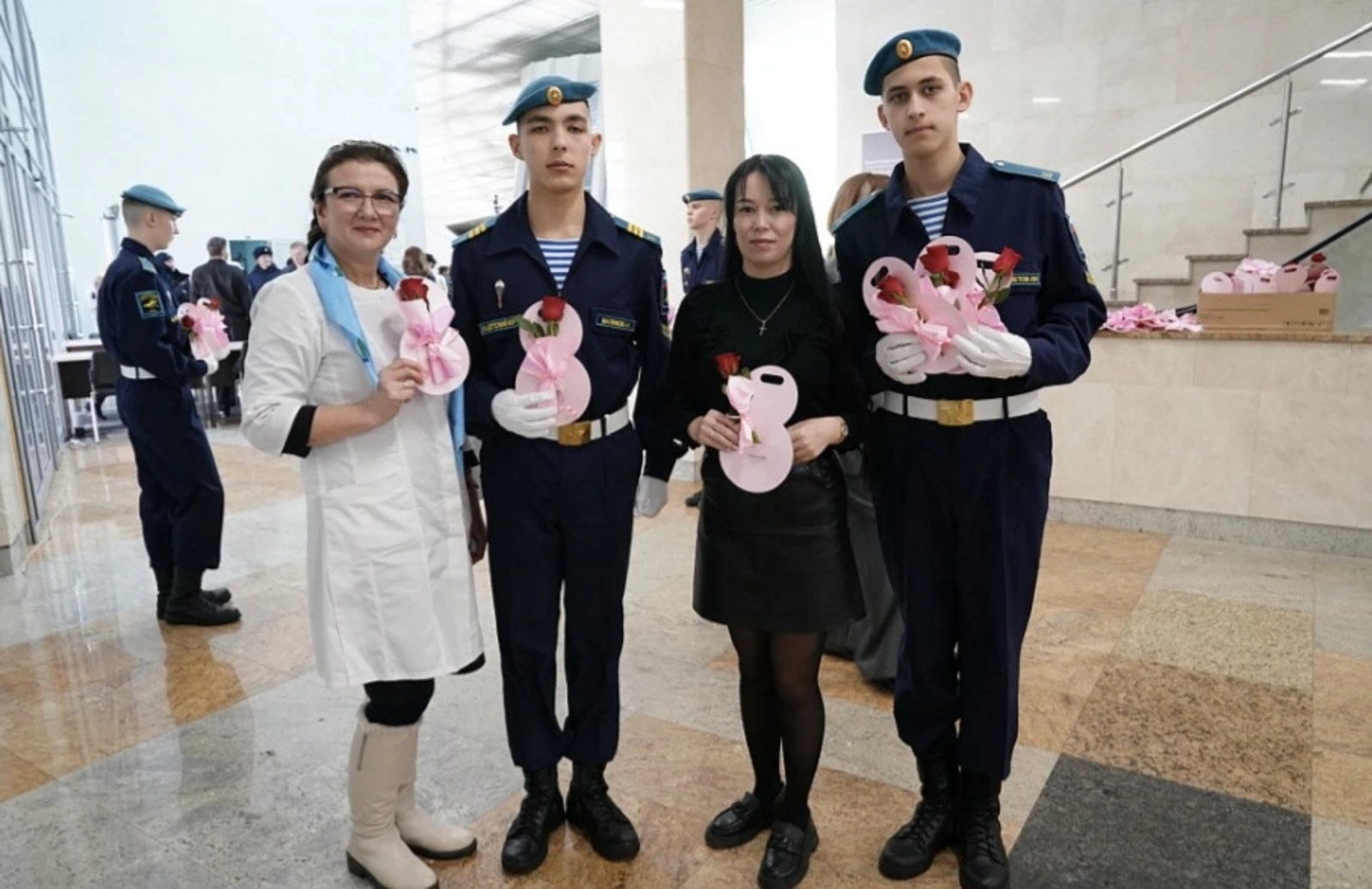 Радий Хабиров поздравил жителей Башкортостана с Международным женским днём