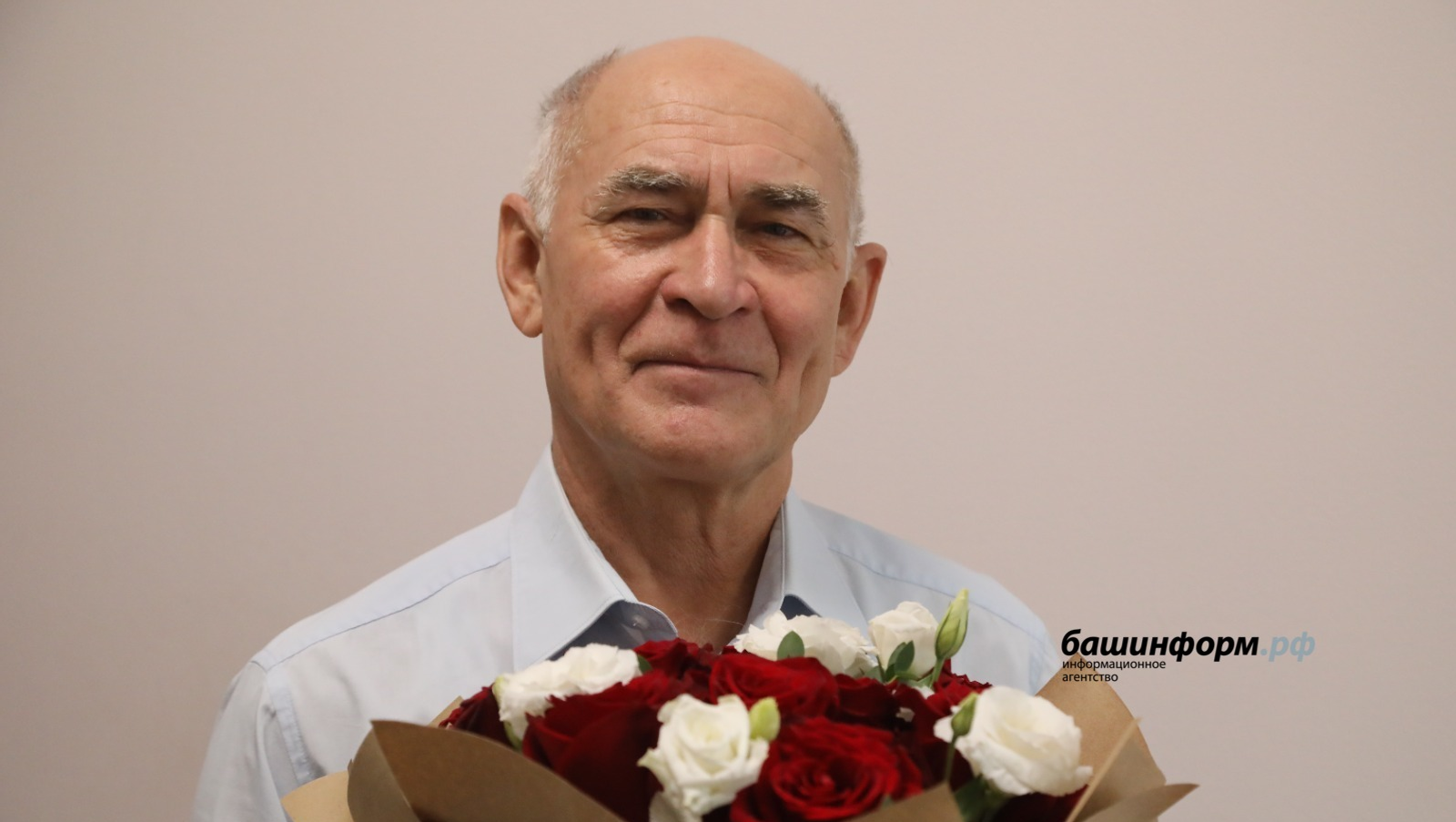 Президент присвоил почетное звание литературному редактору «Башинформа»