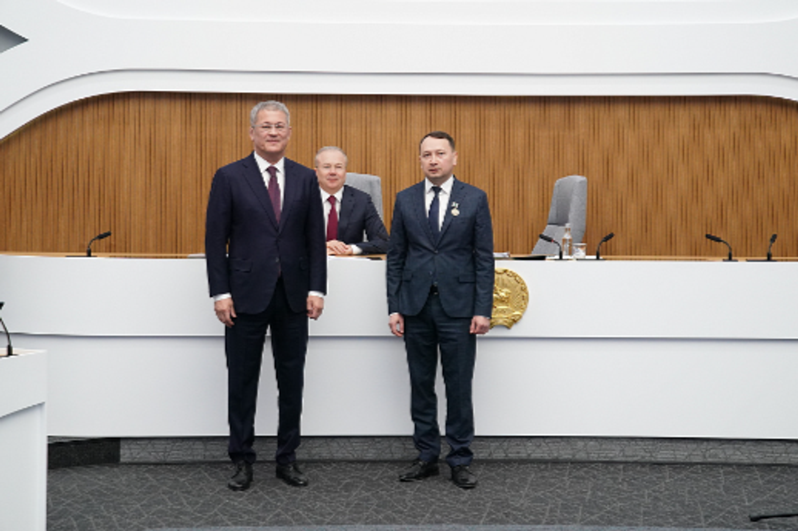 Минторговли и услуг Башкирии Азат Аскаров удостоен медали «За трудовую доблесть»